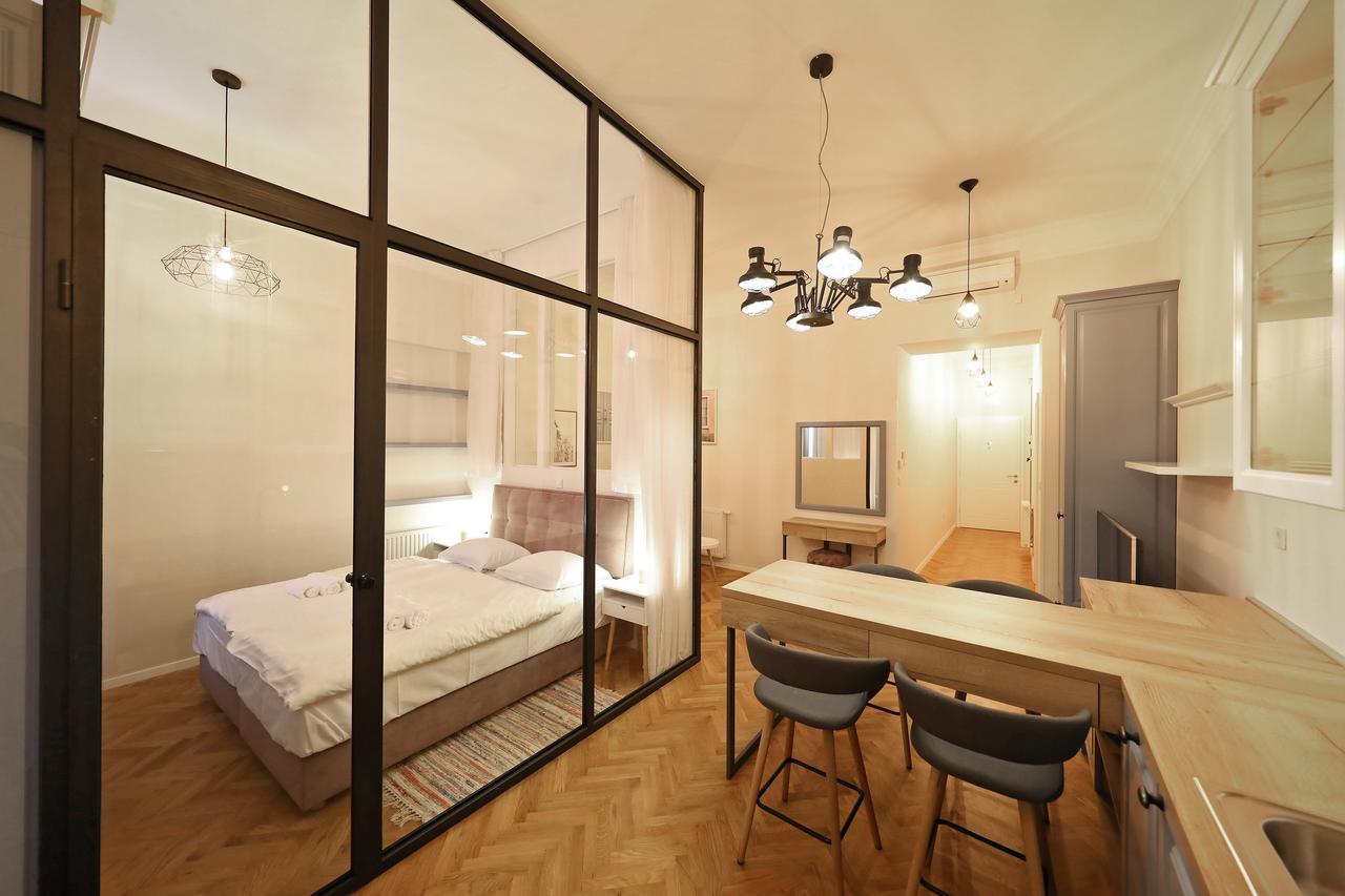 Central Apartments ซาเกร็บ ภายนอก รูปภาพ