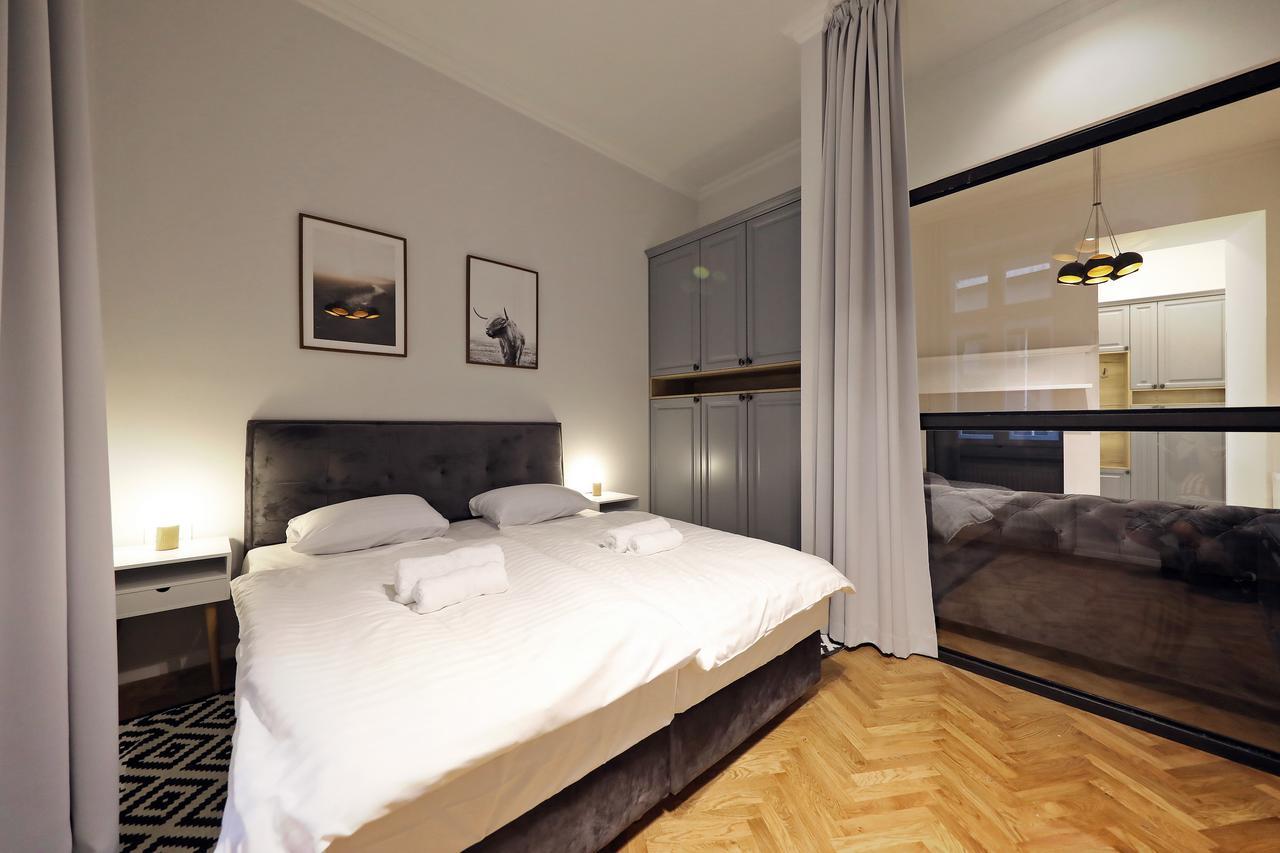 Central Apartments ซาเกร็บ ภายนอก รูปภาพ