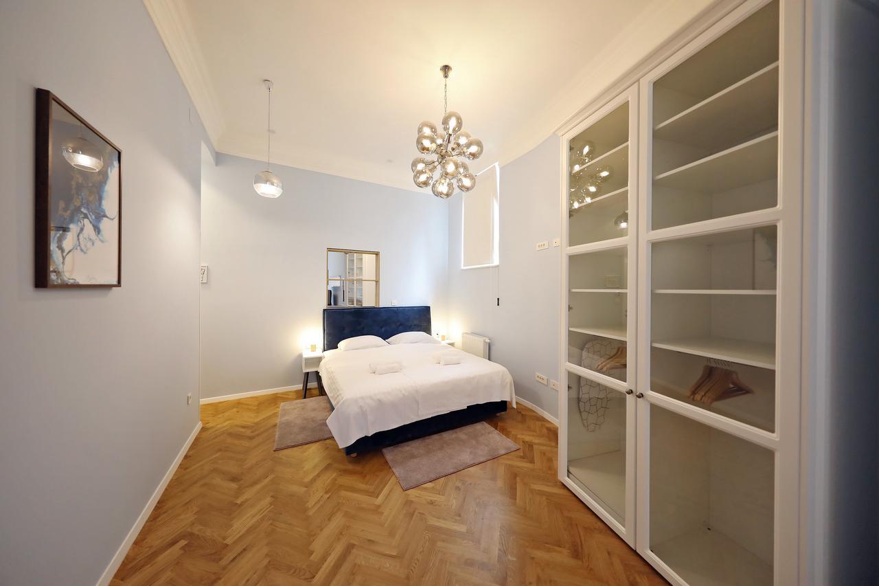 Central Apartments ซาเกร็บ ภายนอก รูปภาพ