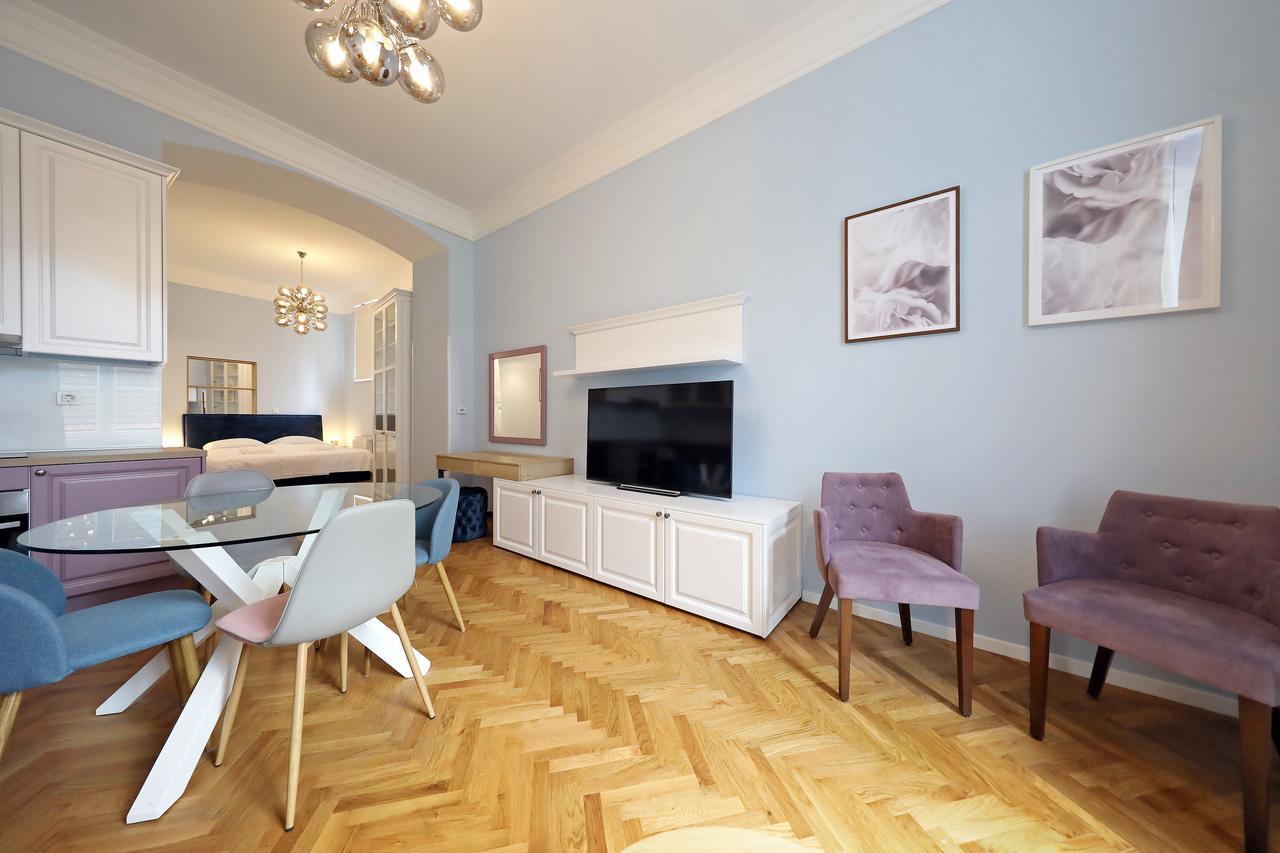 Central Apartments ซาเกร็บ ภายนอก รูปภาพ